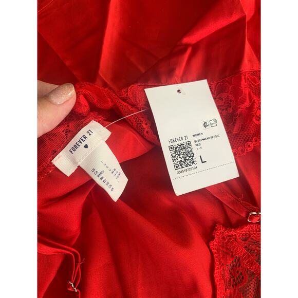 Forever 21 red crop top - Picture 4 of 6